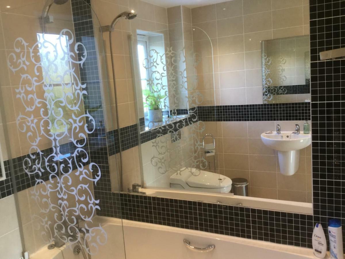 Moon House Bed & Breakfast Witney Luaran gambar